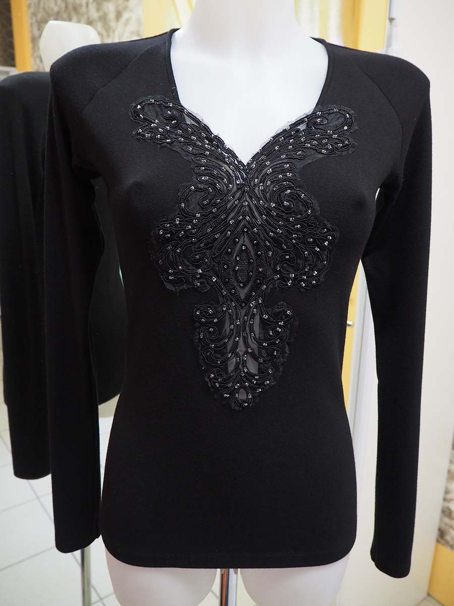 Футболочка приталенного силуэта с рукавом реглан