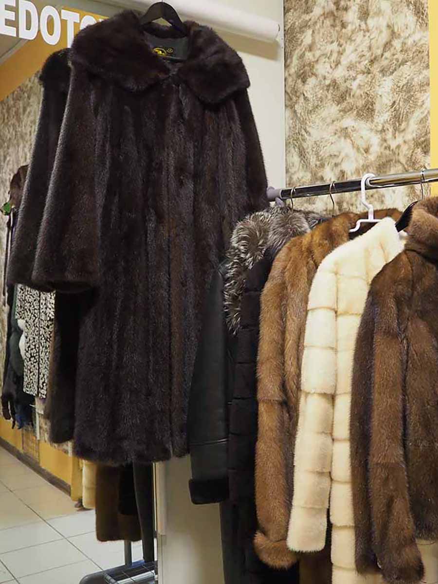 Готовь шубки летом