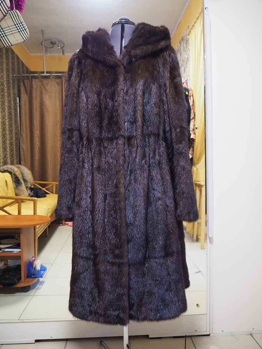 Меховое пальто из меха норки