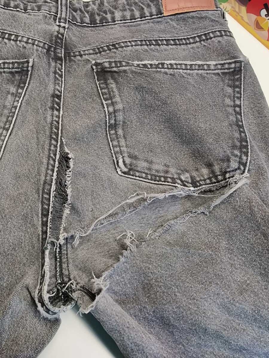 На тему рваных джинсов не бывает