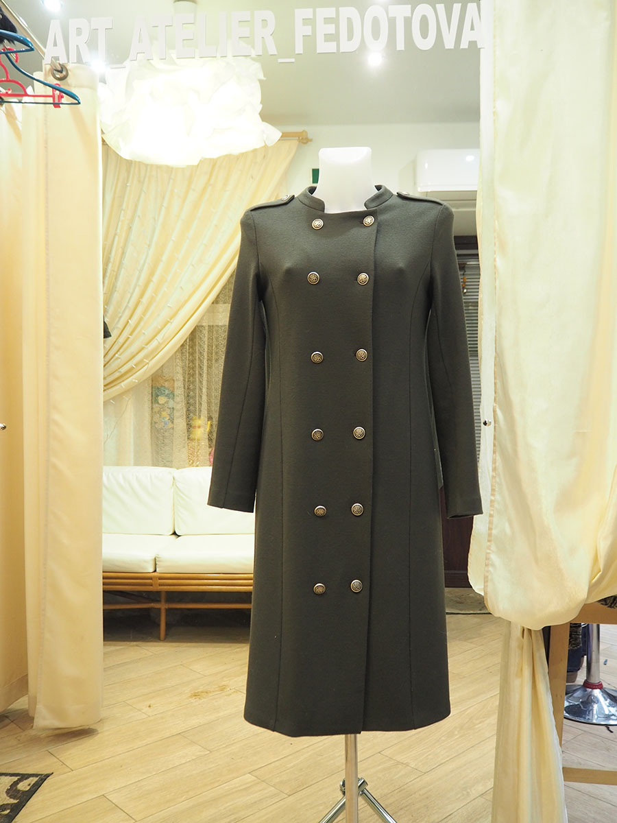 Платье в стиле «милитари»