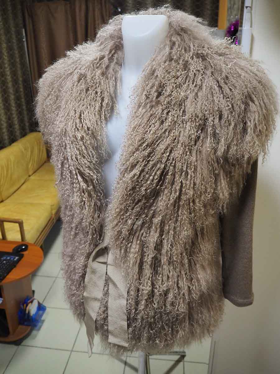 Стильная курточка из меха