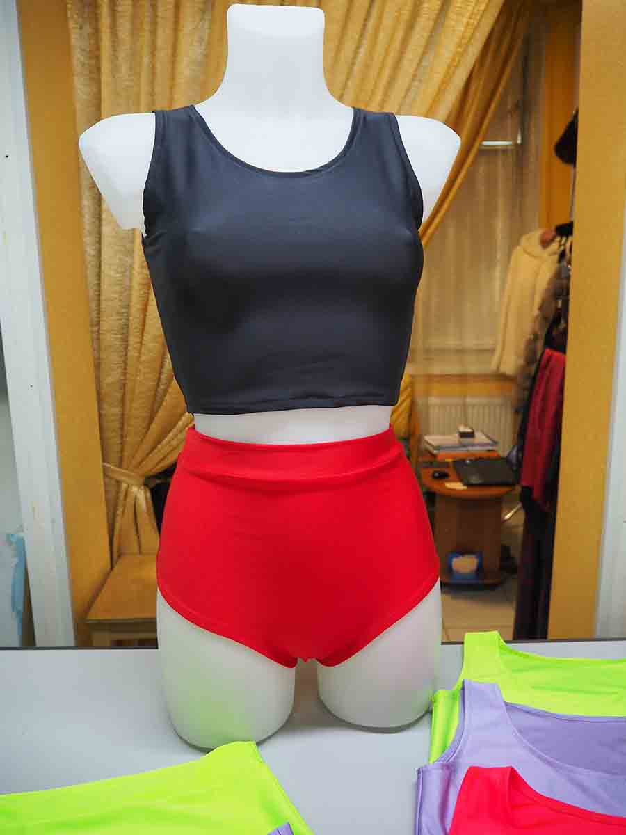 топик и шортики