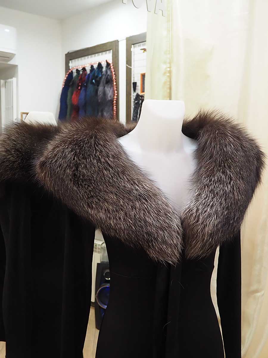 Воротнички из меха чернобурой лисы
