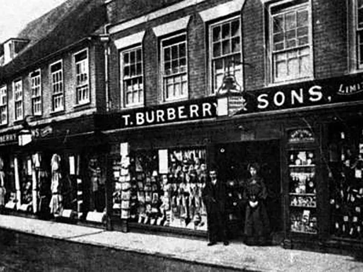 Успех Burberry